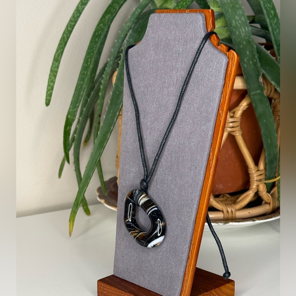 Free People Marbled Glass Statement Pendant Necklace Adjustable Cord Boho - Picture 3 of 10